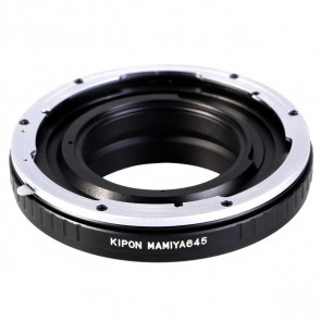 KIPON adapter voor Mamiya 645 lens op een Pentax PK mount camera